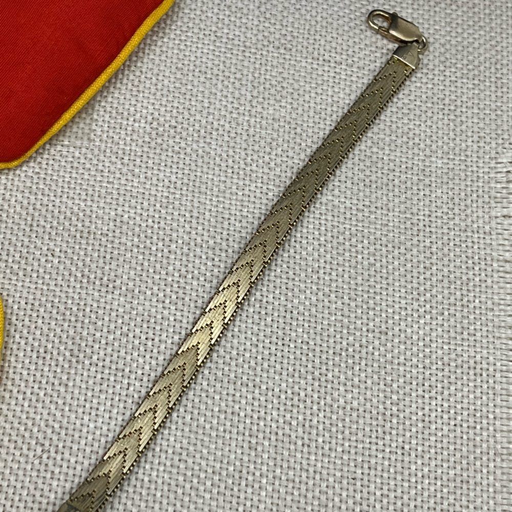 ✨ Vintage Italian Sterling Silver Chevron Mesh Bracelet – 7” | 18g ✨ - Picture 6 of 13